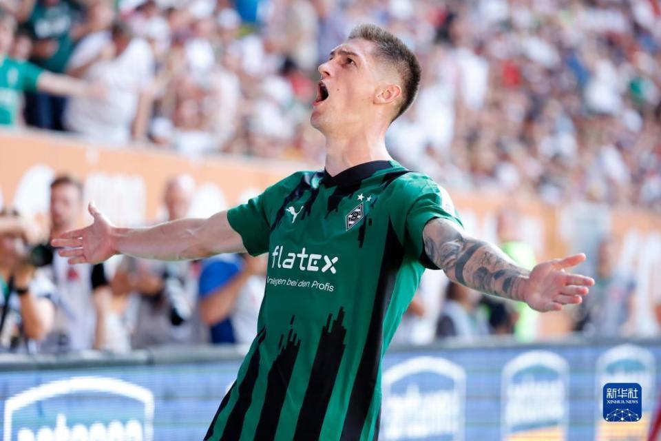 门兴格拉德巴赫队在比赛中取得重要胜利